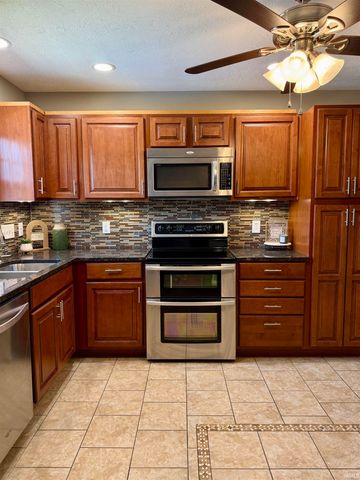 6340 Country Lane, Evansville, IN 47715