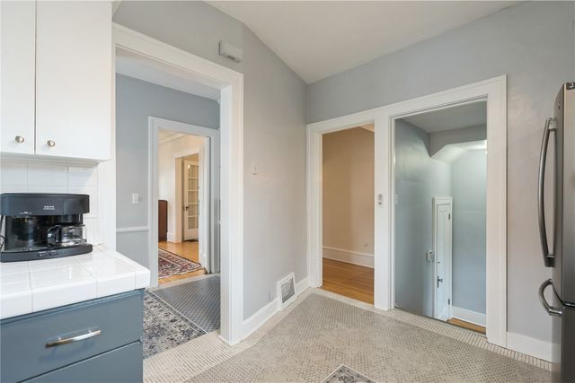 2335 Blake Blvd SE, Cedar Rapids, IA 52403