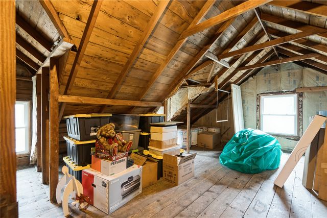 2335 Blake Blvd SE, Cedar Rapids, IA 52403