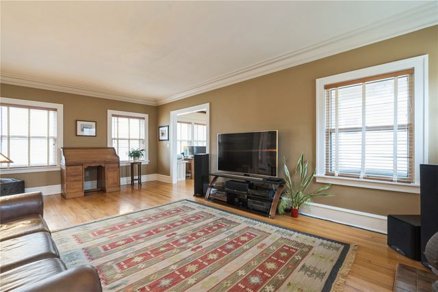 2335 Blake Blvd SE, Cedar Rapids, IA 52403