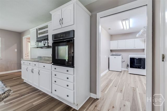 108 Bradford Drive, Bloomingdale, GA 31302