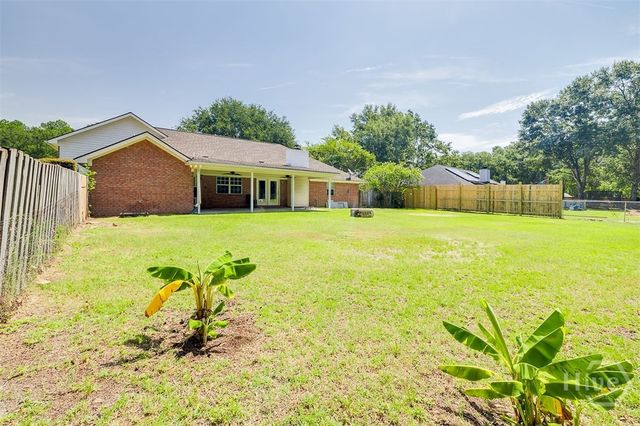 108 Bradford Drive, Bloomingdale, GA 31302