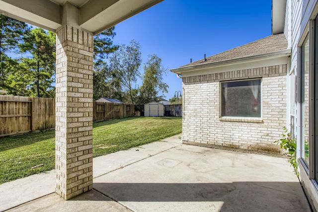 727 Pine Thicket Court, Spring, TX 77373