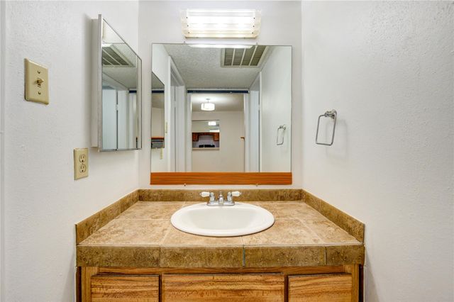 2800 Jeanetta Street 2504, Houston, TX 77063