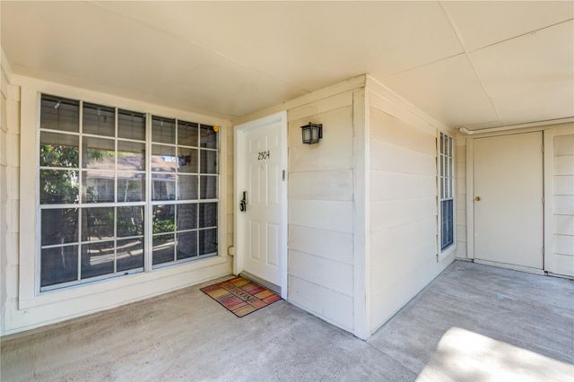 2800 Jeanetta Street 2504, Houston, TX 77063