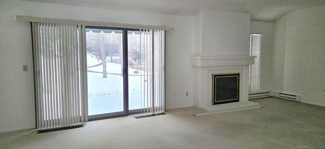 27 Heritage Village B, Southbury, CT 06488