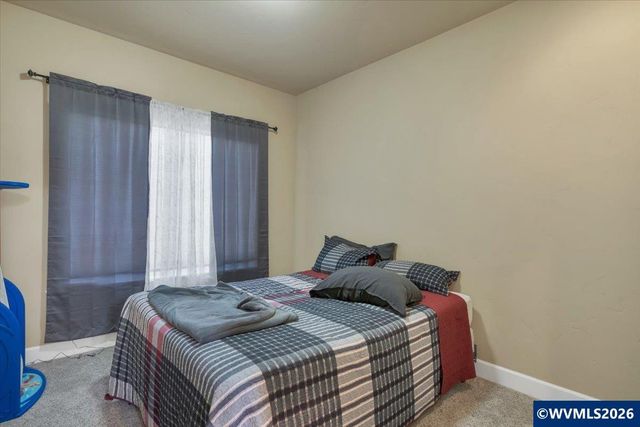 3845 Aberdeen St S, Salem, OR 97302
