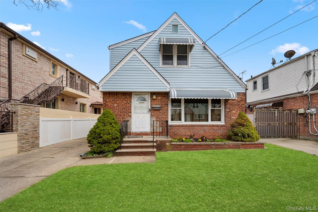 8807 Sabre Street, Bellerose Manor, NY 11427