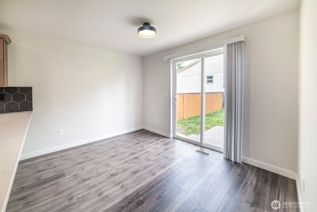 520 N Laventure Road, Mount Vernon, WA 98273