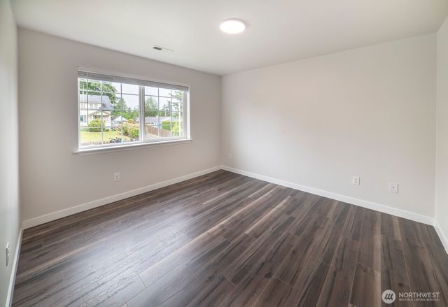 520 N Laventure Road, Mount Vernon, WA 98273