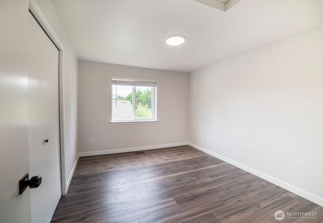 520 N Laventure Road, Mount Vernon, WA 98273