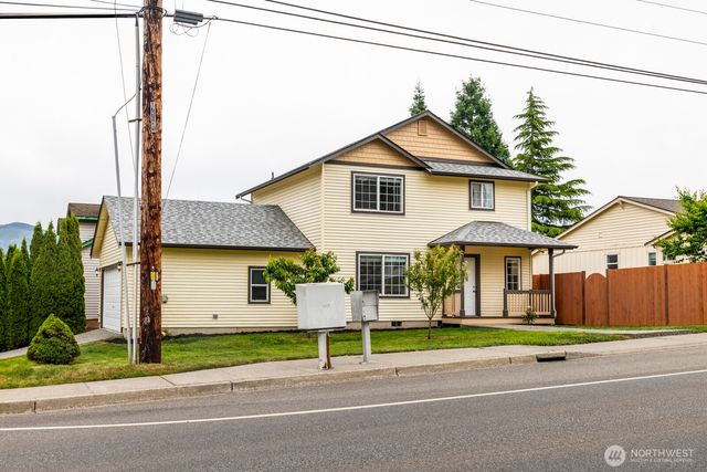 520 N Laventure Road, Mount Vernon, WA 98273