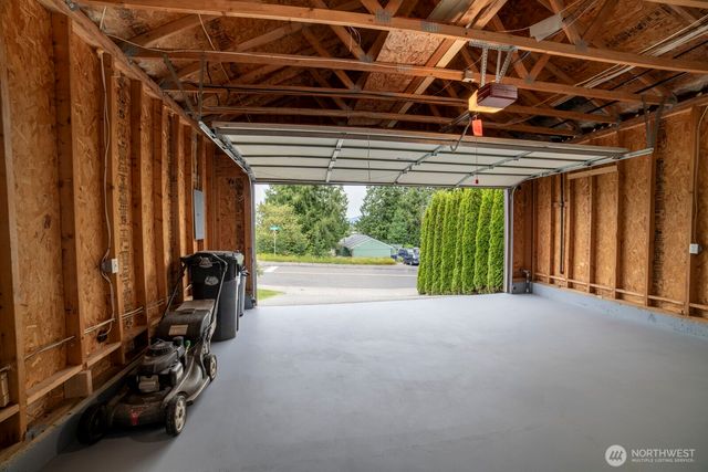 520 N Laventure Road, Mount Vernon, WA 98273