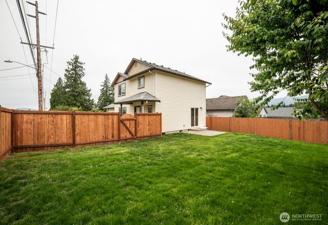 520 N Laventure Road, Mount Vernon, WA 98273