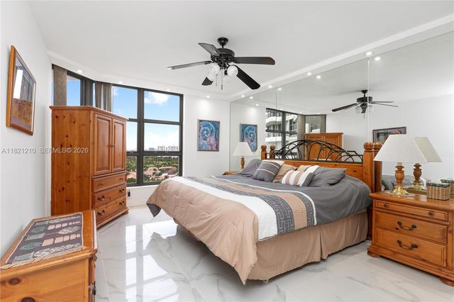 3530 Mystic Pointe Drive 2108, Aventura, FL 33180