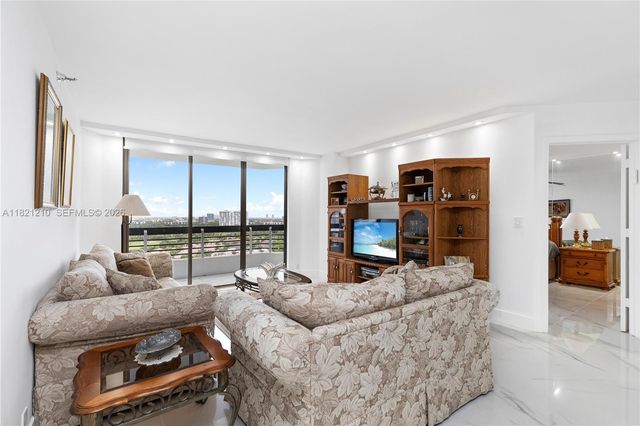 3530 Mystic Pointe Drive 2108, Aventura, FL 33180
