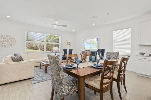 524 SE Mulberry Way, Port St. Lucie, Port St Lucie, FL 34984