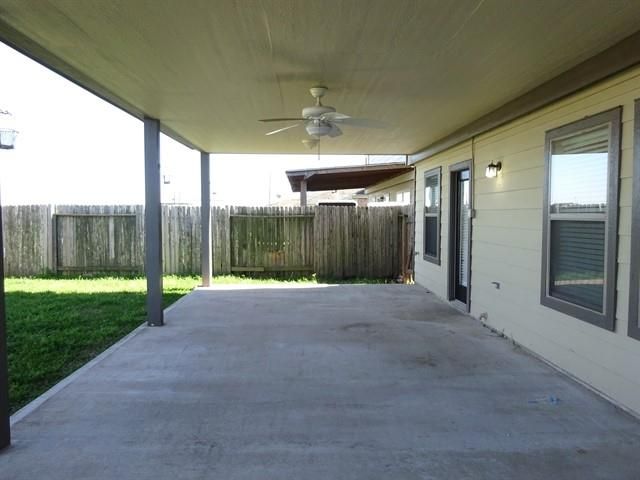 7534 Appleberry Drive, Cypress, TX 77433