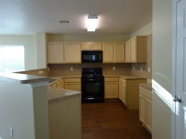 7534 Appleberry Drive, Cypress, TX 77433