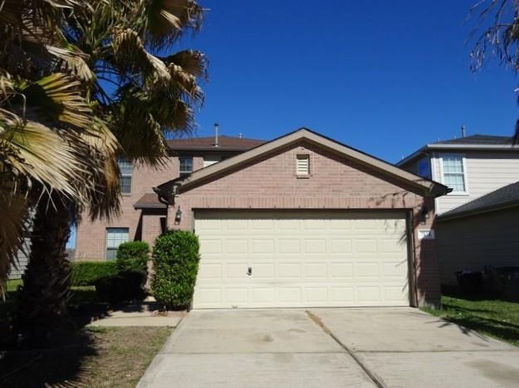 7534 Appleberry Drive, Cypress, TX 77433