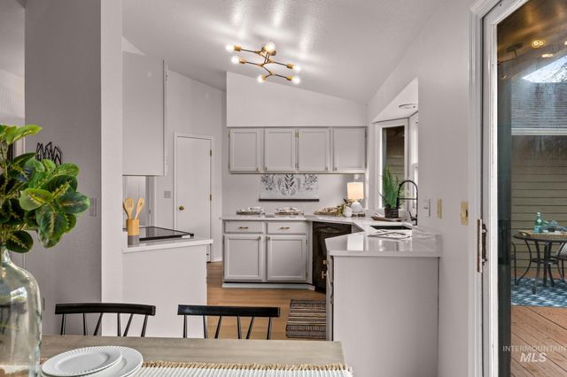 4745 N Oxbow Pl, Boise, ID 83713