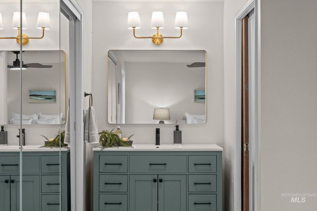 4745 N Oxbow Pl, Boise, ID 83713