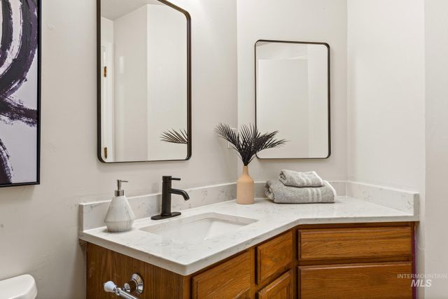 4745 N Oxbow Pl, Boise, ID 83713