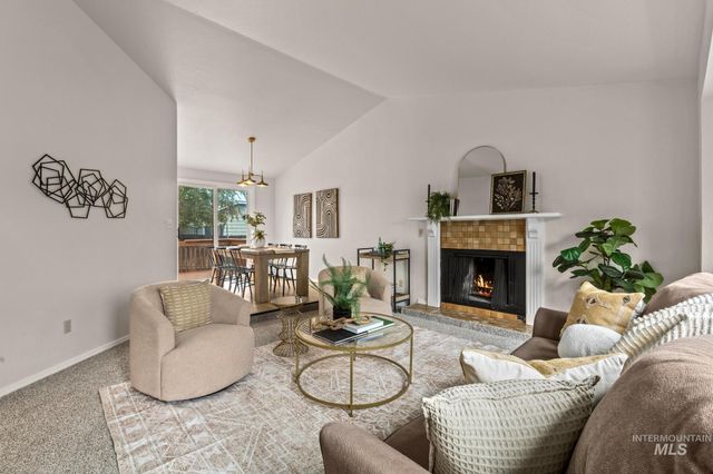 4745 N Oxbow Pl, Boise, ID 83713