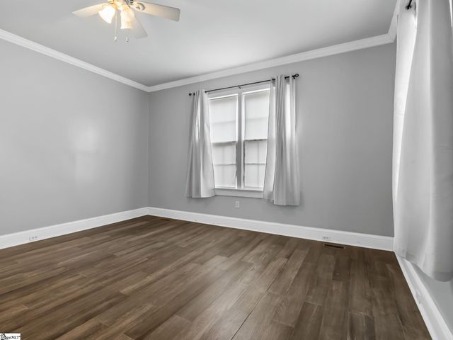 13 Damson Street, Spartanburg, SC 29303