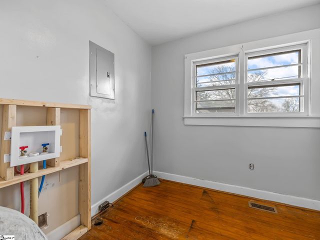 13 Damson Street, Spartanburg, SC 29303