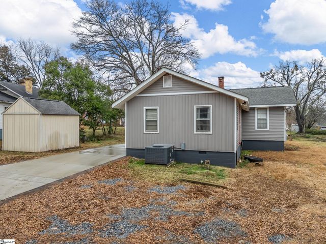 13 Damson Street, Spartanburg, SC 29303