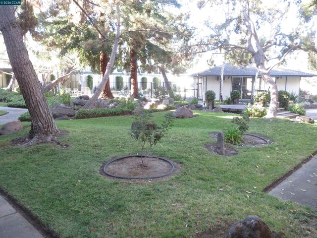 1591 Ellis St. 220, Concord, CA 94519