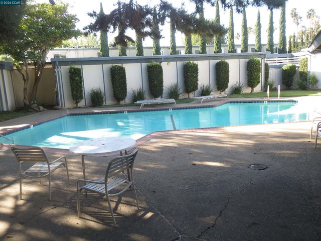 1591 Ellis St. 220, Concord, CA 94519