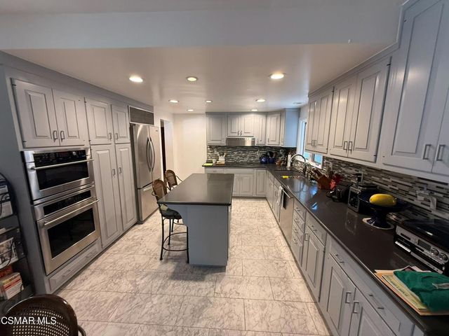 862 Camino Concordia, Camarillo, CA 93010