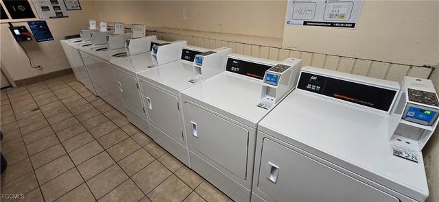 2271 1st ST 36, Fort Myers, FL 33901