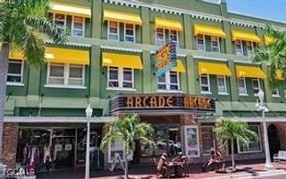 2271 1st ST 36, Fort Myers, FL 33901