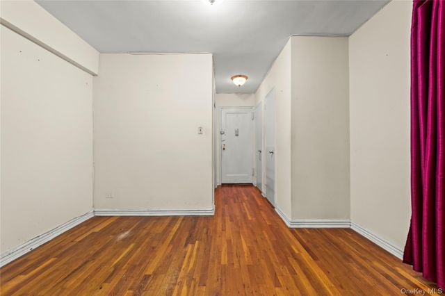 84-31 Van Wyck Expressway 3C, Jamaica, NY 11435