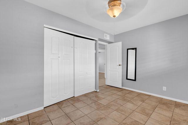 321 CRESTMONT Drive, El Paso, TX 79912