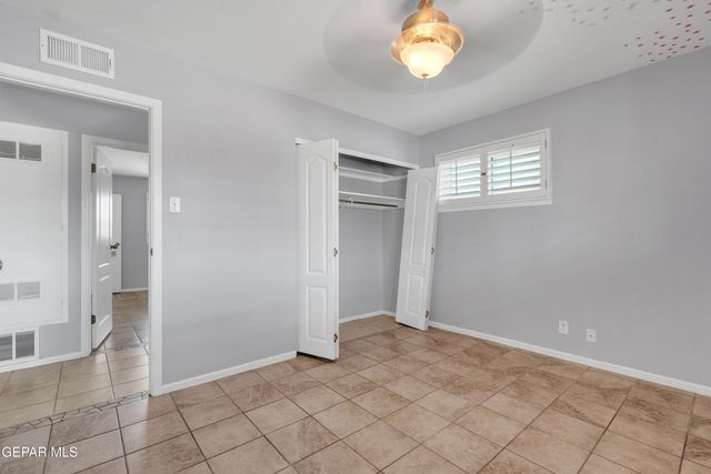 321 CRESTMONT Drive, El Paso, TX 79912