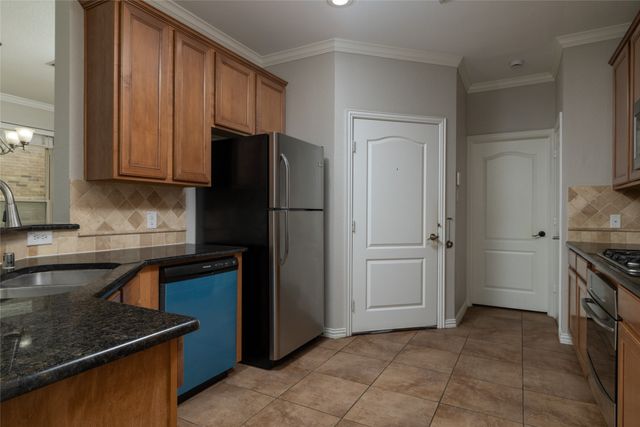 2108 Harris Place, Plano, TX 75025