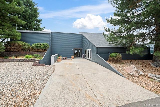 3121 S Tamarac Drive K 106, Denver, CO 80231