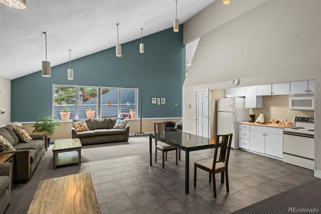 3121 S Tamarac Drive K 106, Denver, CO 80231