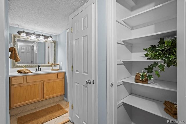 3121 S Tamarac Drive K 106, Denver, CO 80231