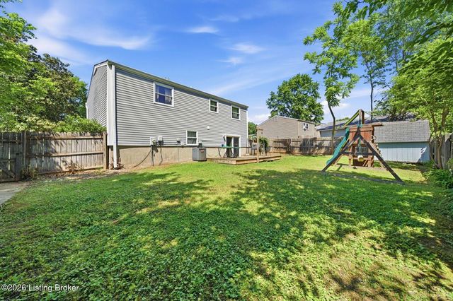8217 Sealston Dr, Louisville, KY 40228