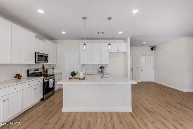 9382 W RAVEN Drive, Arizona City, AZ 85123