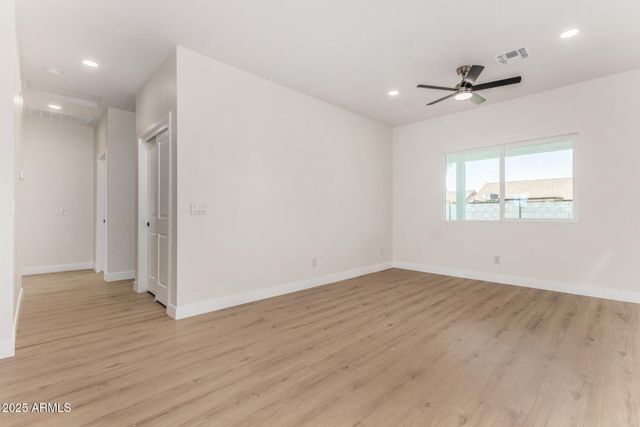 9382 W RAVEN Drive, Arizona City, AZ 85123