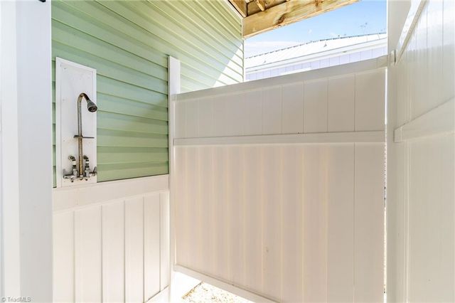 111 SE 44Th Street, Oak Island, NC 28465