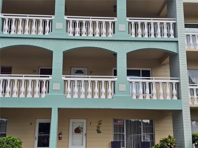 2331 FINLANDIA LANE 37, Clearwater, FL 33763