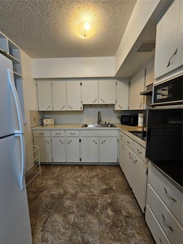 2331 FINLANDIA LANE 37, Clearwater, FL 33763