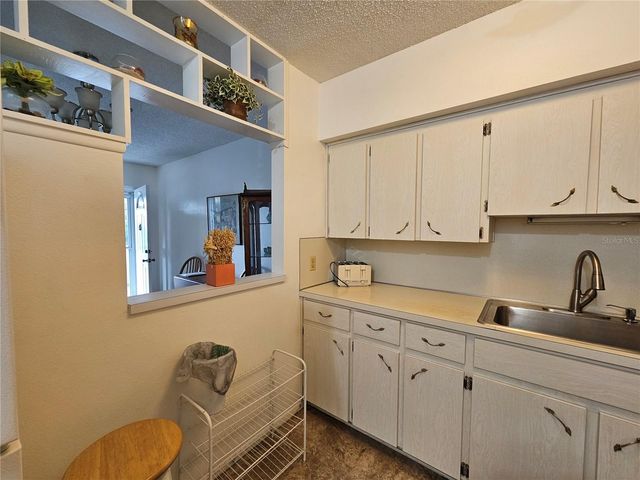 2331 FINLANDIA LANE 37, Clearwater, FL 33763
